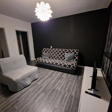 Apatrament Jagielonska Appartement Legnica Buitenkant foto