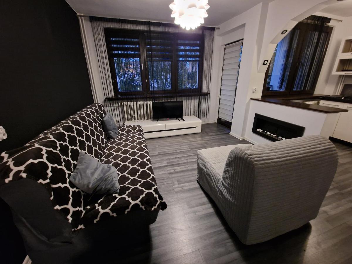 Apatrament Jagielonska Appartement Legnica Buitenkant foto